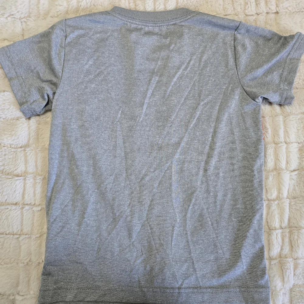 Nike Youth 7 Gray W Red Baseball Graphic T-Shirt